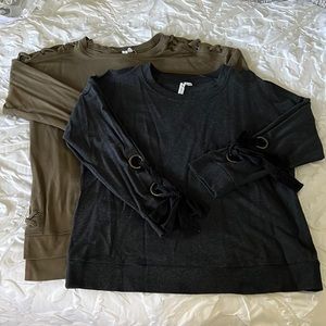 Cute details - Pair of oversized womens sweatshirts